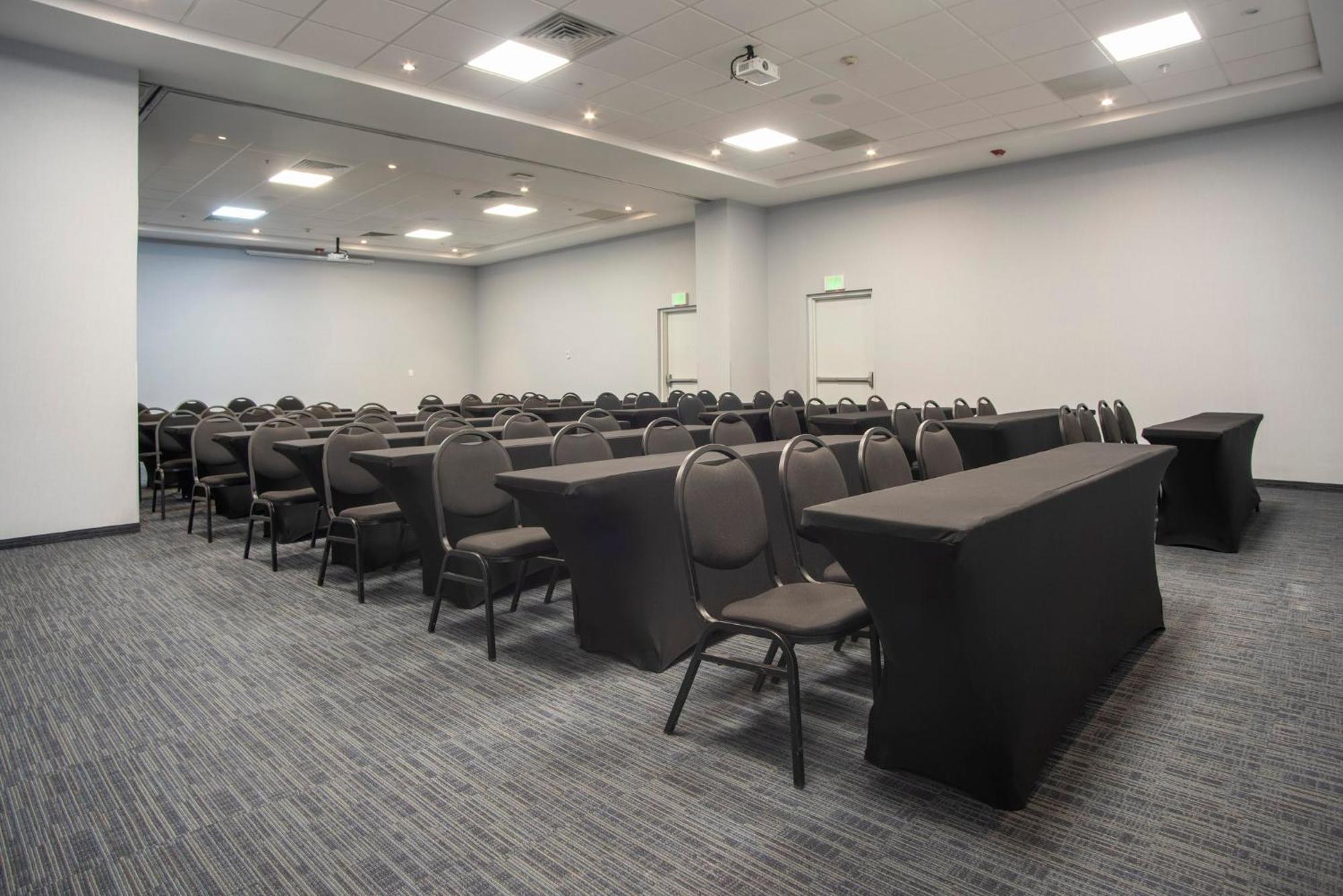 Holiday Inn Express Guadalajara Iteso By Ihg Zapopan Luaran gambar