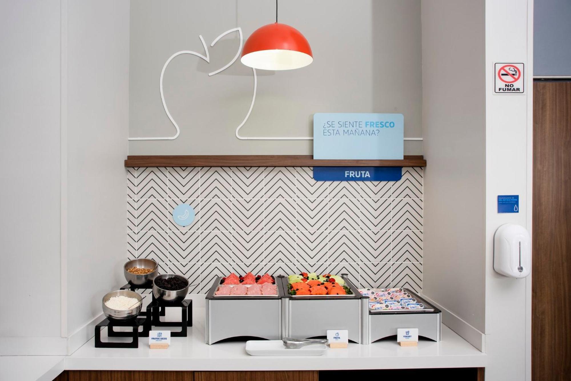 Holiday Inn Express Guadalajara Iteso By Ihg Zapopan Luaran gambar