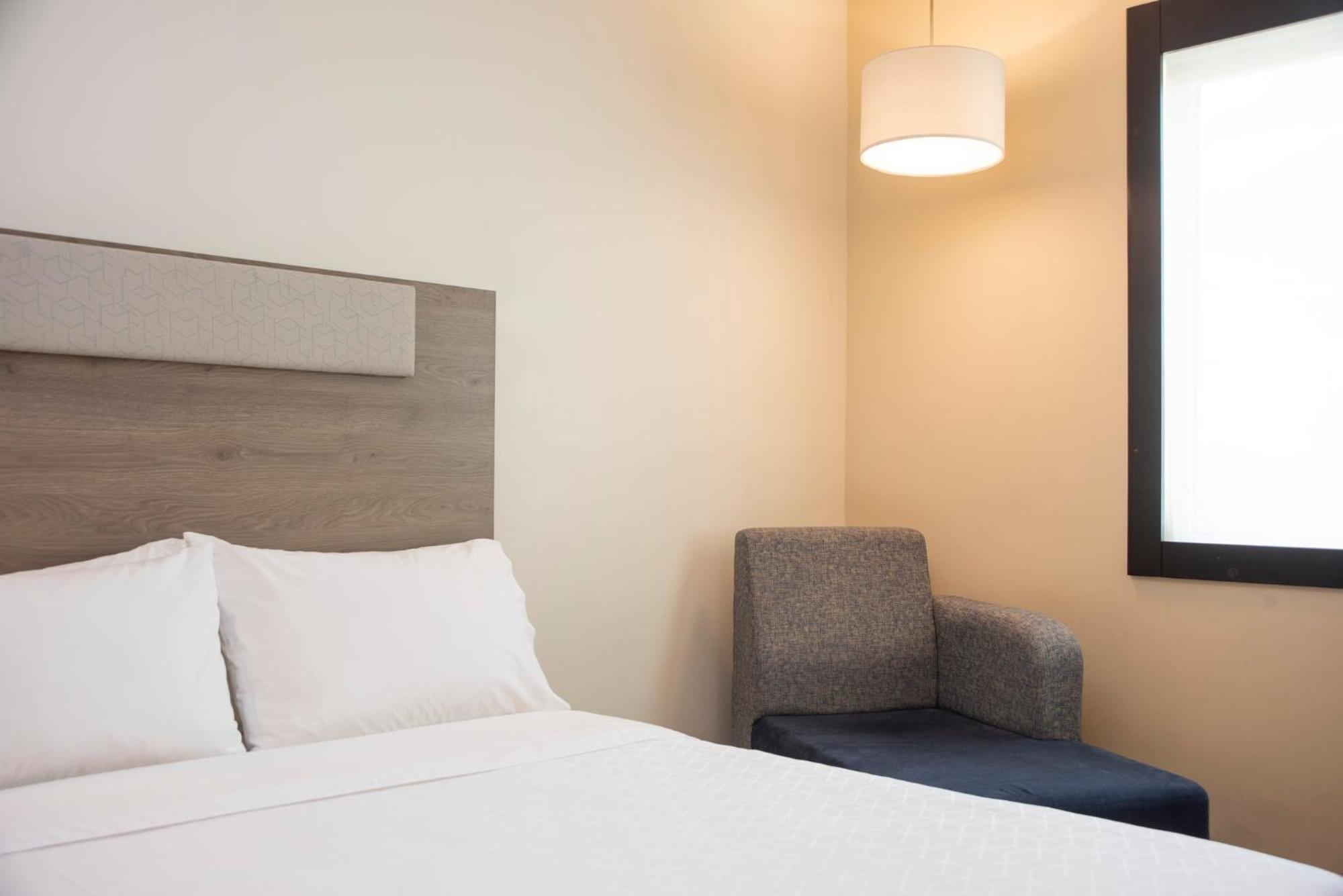 Holiday Inn Express Guadalajara Iteso By Ihg Zapopan Luaran gambar